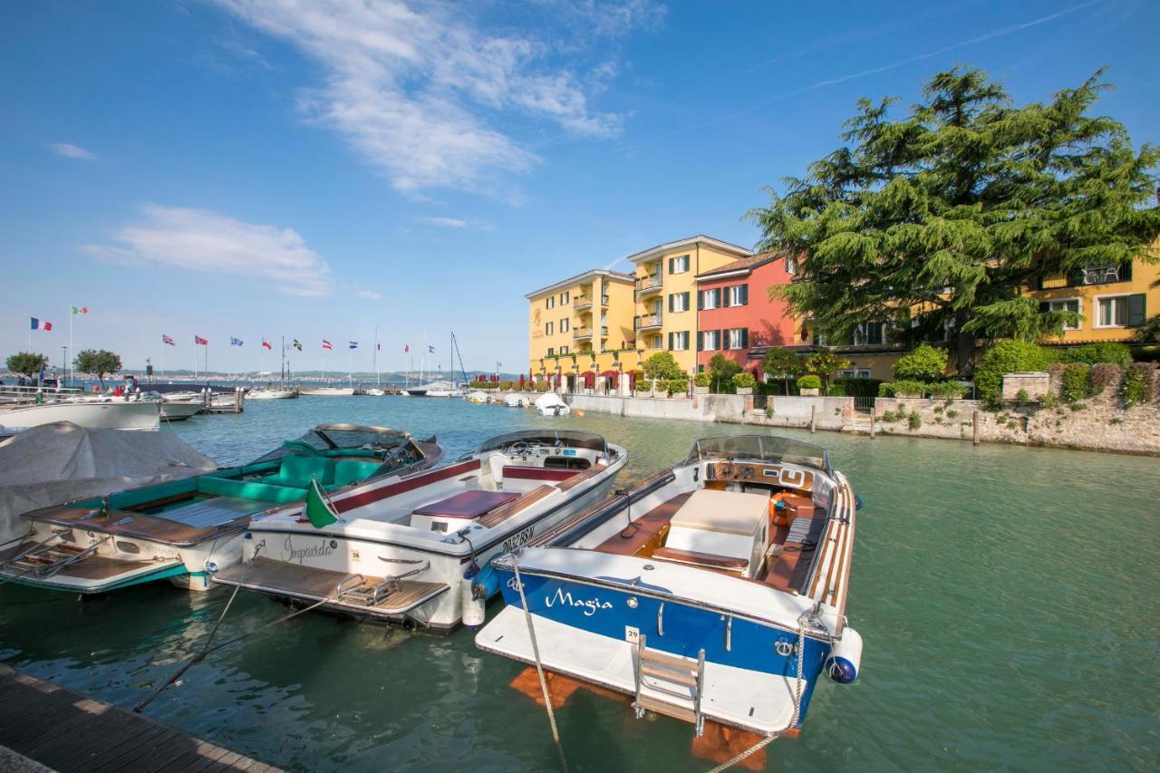 Villa Fiorita Apartments - Happy Rentals Sirmione Dış mekan fotoğraf