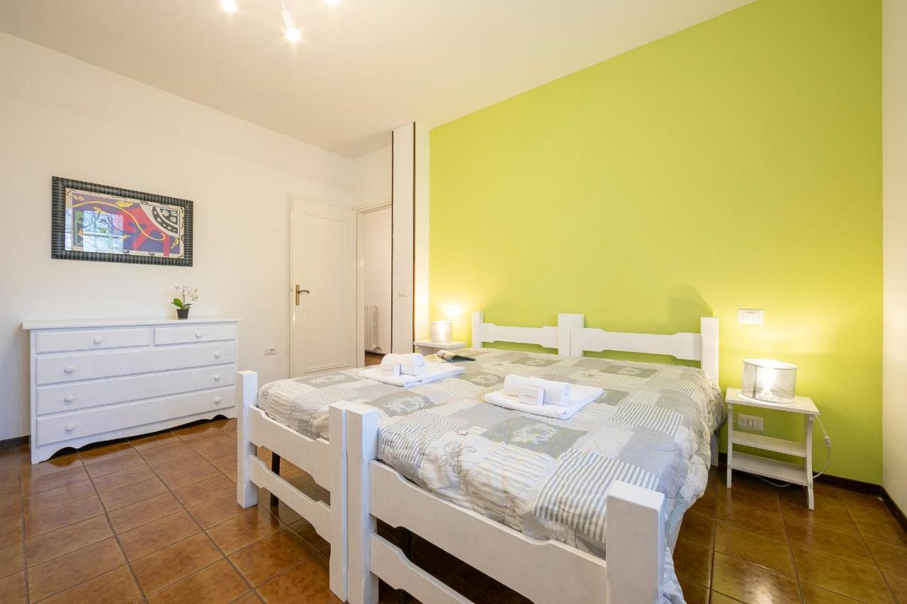 Villa Fiorita Apartments - Happy Rentals Sirmione Dış mekan fotoğraf