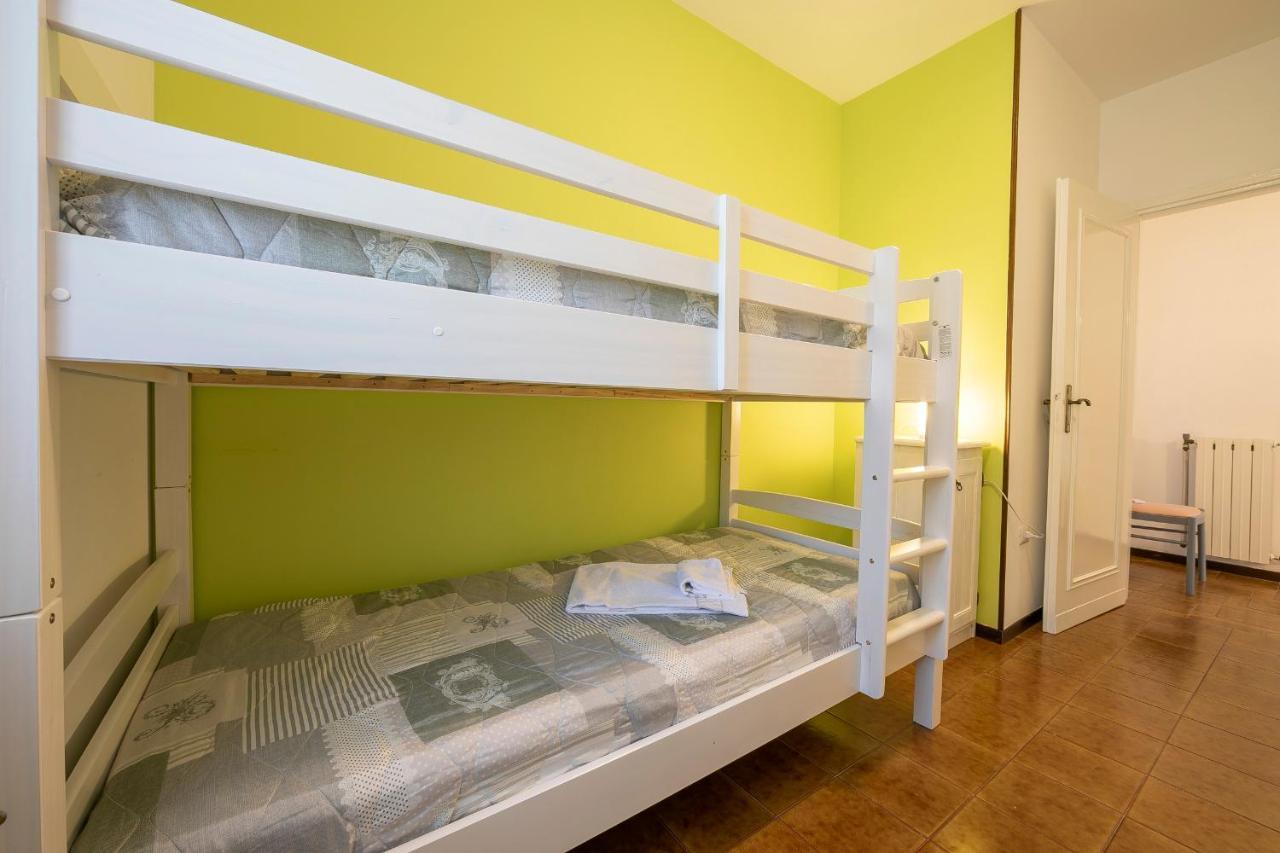 Villa Fiorita Apartments - Happy Rentals Sirmione Dış mekan fotoğraf